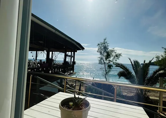 Potami Seashell Otel Himarë