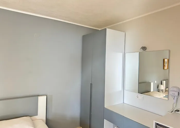 Hotel Potami Seashell