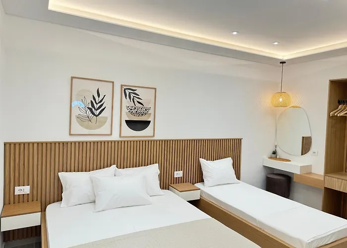 Potami Seashell Himara