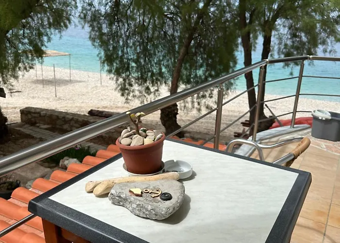 Potami Seashell Hotel