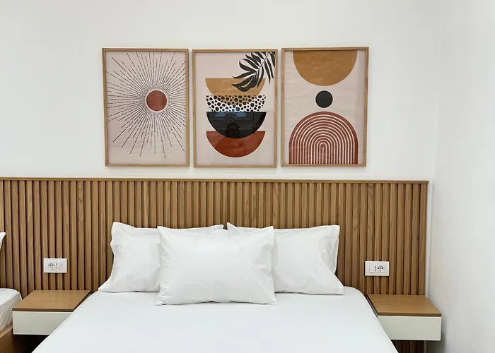 Potami Seashell Hotel *